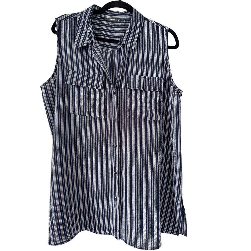 ADRIANNA PAPELL Blue Stripe Sleeveless Button Front Collared Blouse